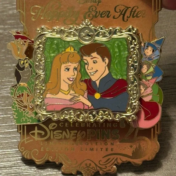 Disney Sleeping Beauty Happily Ever After Limited Edition Slider Pin - Picture 2 of 6